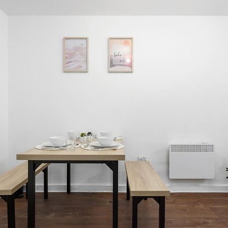 Modern Studio Near City Centre Манчестер Екстер'єр фото